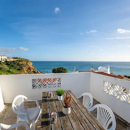 Comfy Flat W/ Rooftop Beach View By Lovelystay Burgau Exterior photo